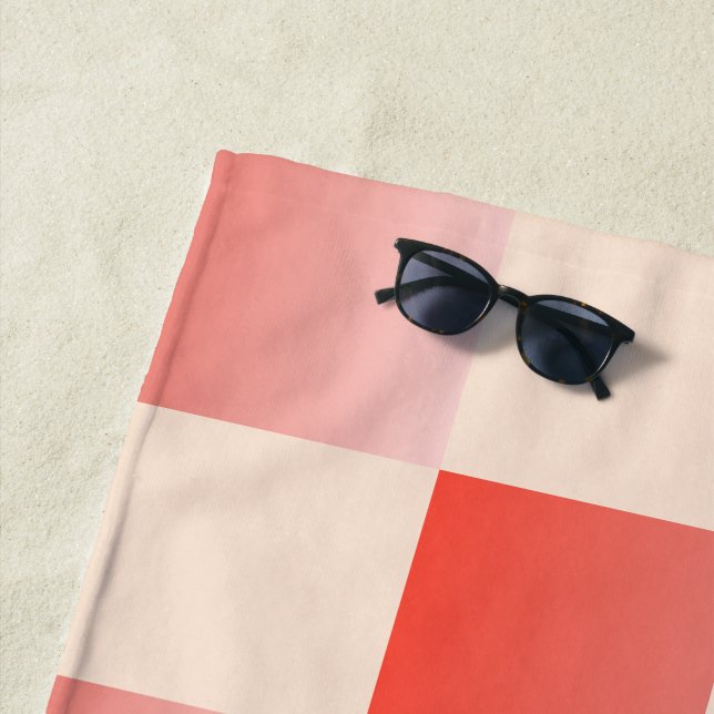 Coral Peach Gradient Checked Strandtuch (Beispiel)