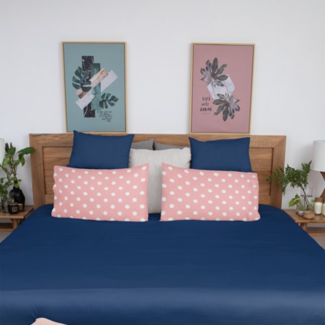 Coral Polka Dot Kissenbezug (Von Creator hochgeladen)