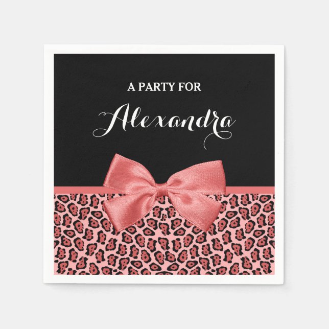 Coral und Black Jaguar Print Niedlich Bow mit Name Serviette (Vorderseite)