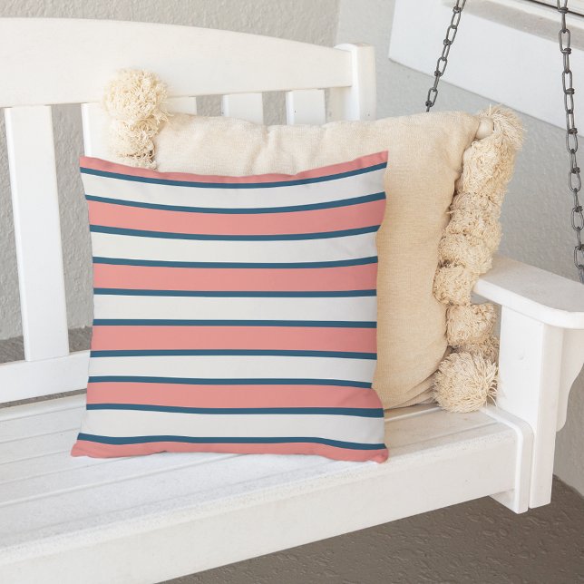 Coral und Navy Blue Summer Stripe Outdoor Kissen (Von Creator hochgeladen)