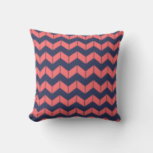 Coral und Navy Blue Zig Zag Zickzack Kissen