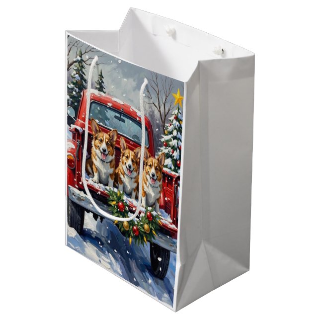 Corgi Christmas Red Truck Holiday Mittlere Geschenktüte (Vorderseite Schrägansicht)