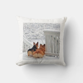 Corgis im Schnee Kissen