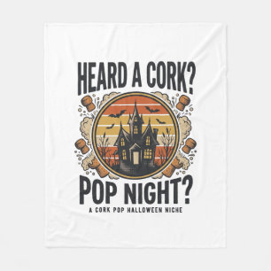 Cork Pop Halloween Spukhaus Vintage-Shirt_1 Fleecedecke