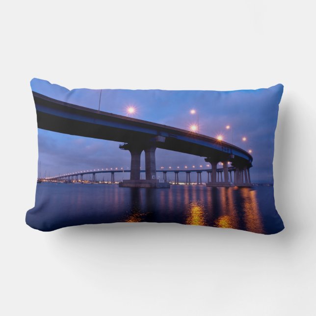 Coronado-Brücke bei Dusk Lendenkissen (Vorderseite)