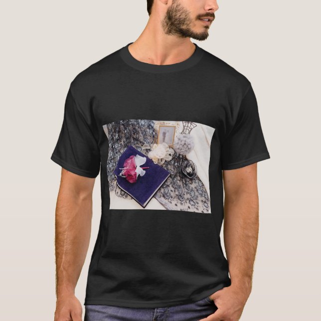 Corsage Style Accessories T-Shirt (Vorderseite)