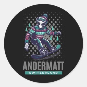 Cosmic Thrills - Alien Snowboarding in Andermatt S Runder Aufkleber