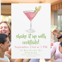 Cosmopolitisch schütteln mit Cocktails