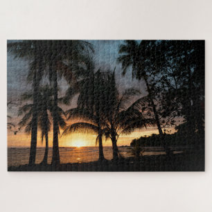 Costa-ricanischer Sonnenuntergang über dem Pazifik