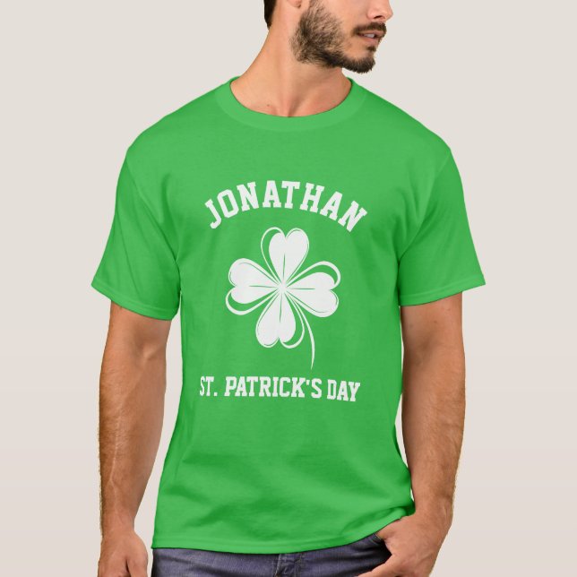Costum Name Glück Kleeblatt St. Patrick's Day T-Shirt (Vorderseite)
