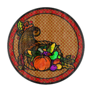 Cosy Country Cornucopia auf der Karierten Charcute Schneidebrett