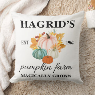 Cosy Pumpkin Patch Graphic T - Shirt Kissen