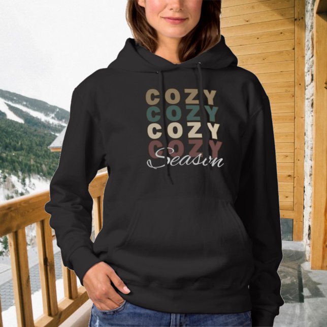 Cosy Season Boho Colors Wiederholte Typografie Hoodie (Von Creator hochgeladen)