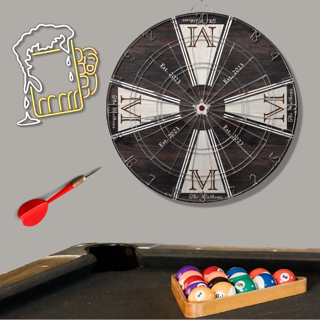 Cosy Warm rustic Holz Grain Familie Monogram Dart Dartscheibe (Von Creator hochgeladen)