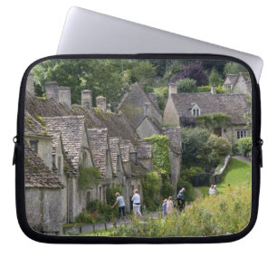 Cotswold-Stein-Cottages im Dorf Laptopschutzhülle