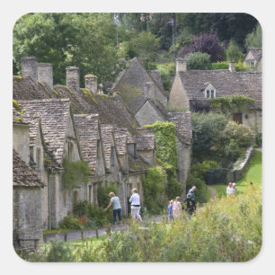 Cotswold Stein Hütten im Dorf Quadratischer Aufkleber