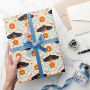 Cottagecore-Mottenmuster-Kunst Retro-Blumendesig Geschenkpapier