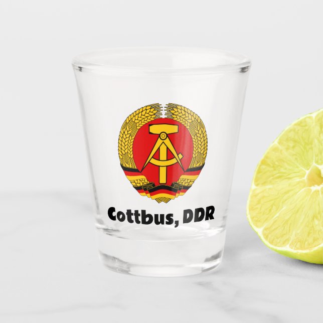 Cottbus, DDR, DDR Ossi Schnapsglas (Vorderseite)