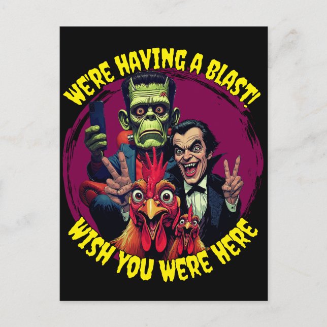  "Couch Cryptid Selfie" Cheesy Chicken Postkarte (Vorderseite)