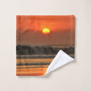 Coucher du soleil de vague de mer de plage