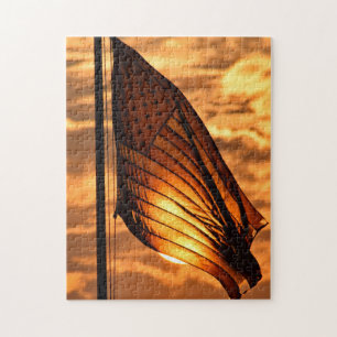 Couchers de soleil sur l'ancien puzzle de la gloir