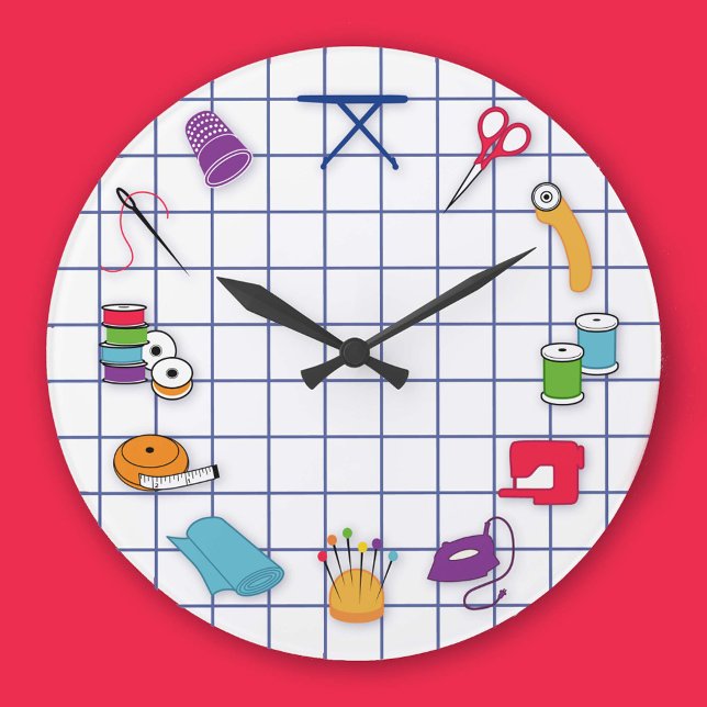 Couette et coupe à l'heure, horloge murale ronde (Time to quilt and sew with all my favorite tools ready to go!)