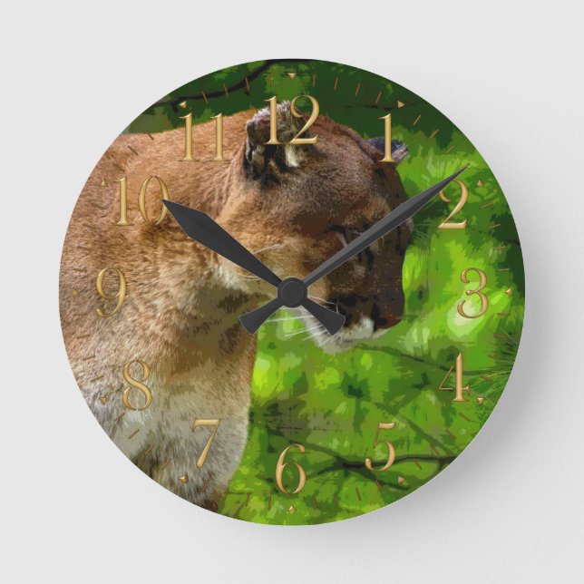 Cougar Mountain Lion & Pine Branches Wildlife Runde Wanduhr (Vorderseite)