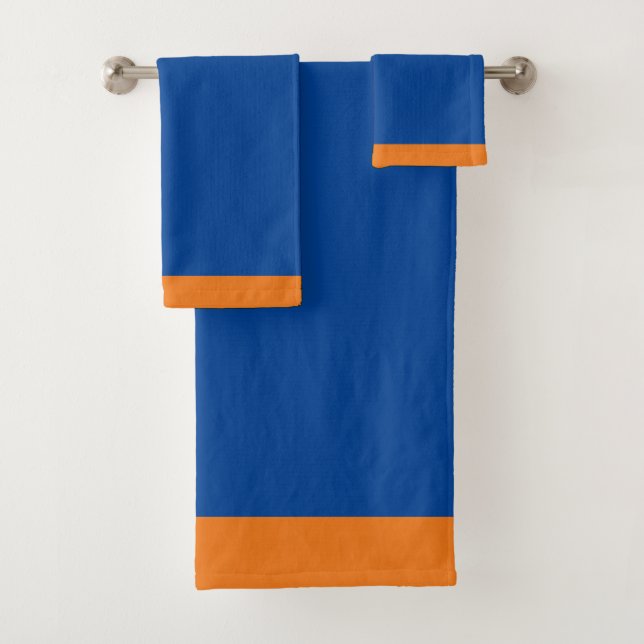Couleurs De L'Équipe De Sport Bleu Et Or Serviette (En situation)