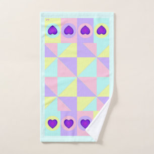 Couleurs pastel & coeurs violets battre