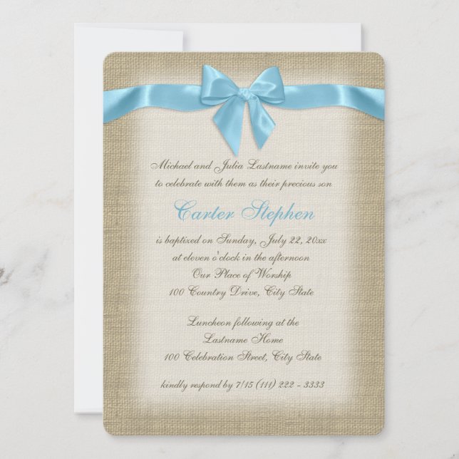 Country Burlap Baby Blue Christening Einladung (Vorderseite)