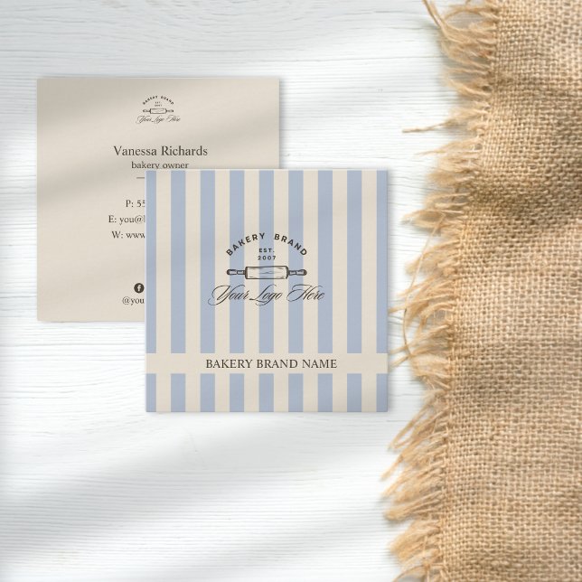 Country French Blue Striping Bakery Logo gestriche Quadratische Visitenkarte (Von Creator hochgeladen)