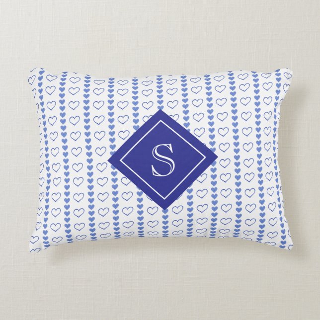 Country Heart Stripes Muster Monogramm Dekokissen (Vorderseite)