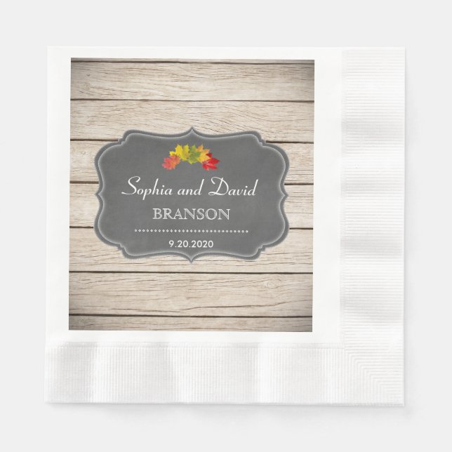Country Herbstlaubs Chalk Washed Wood Wedding Serviette (Vorderseite)