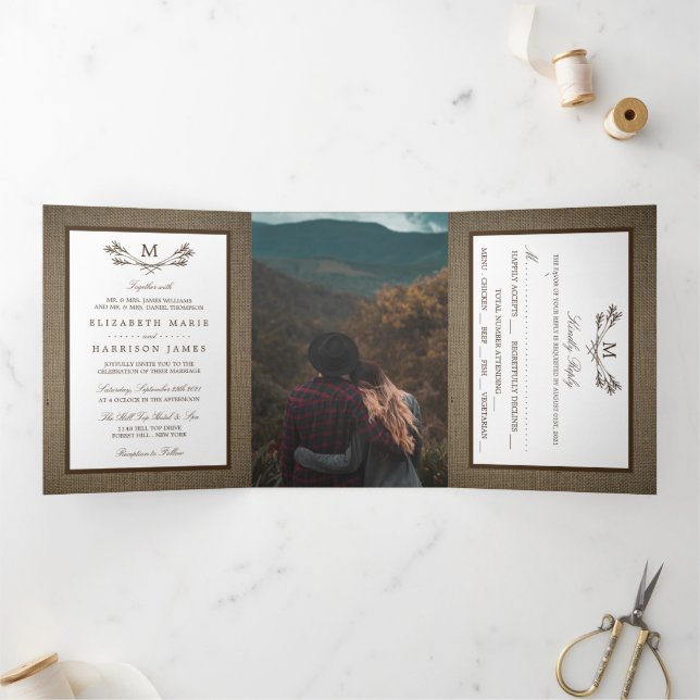 Country Rustic Monogram Branch & Burlap Wedding Dreifach Gefaltete Einladung (Innenseite)
