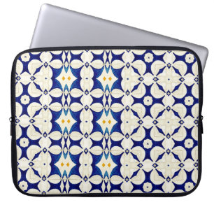 Country Style Kissen in Creme und Blau Laptopschutzhülle
