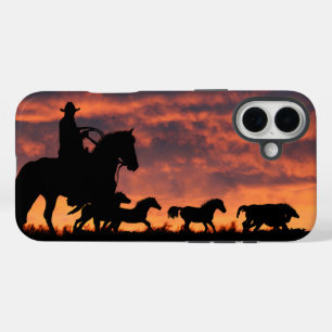Country Western Cowboy Roundup Wilde Pferde iPhone 16 Plus Hülle