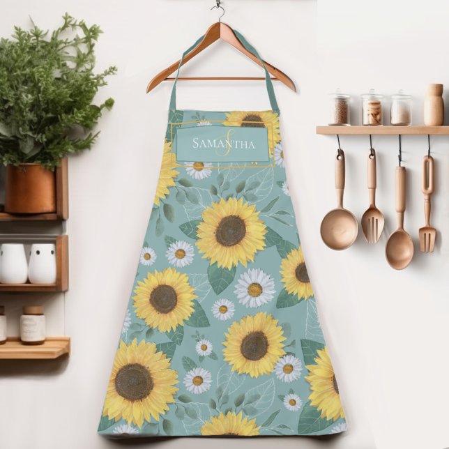 Country Yellow Sunflower Monogram Name Schürze (Indulge in the sunflower charm of our Womens apron.  Cook in style and let your name shine!)