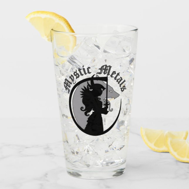 Coupe de verre en métal mystique (Devant glace)
