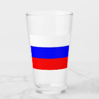 Coupe de verre patriotique avec drapeau de la Russ