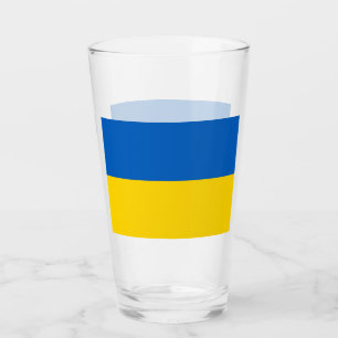 Coupe de verre patriotique avec drapeau de l'Ukrai