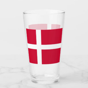 Coupe de verre patriotique avec drapeau du Danemar