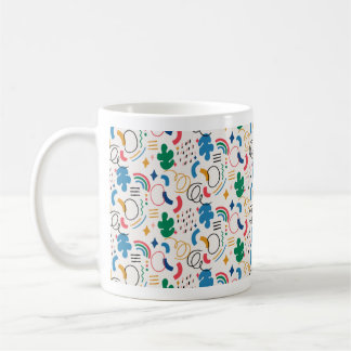 Coupes et mugs colorés modernes