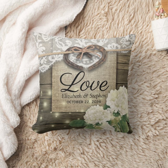 Couple Horseshoe Heart Lace Hydrangea Wood Wedding Kissen (Decke)