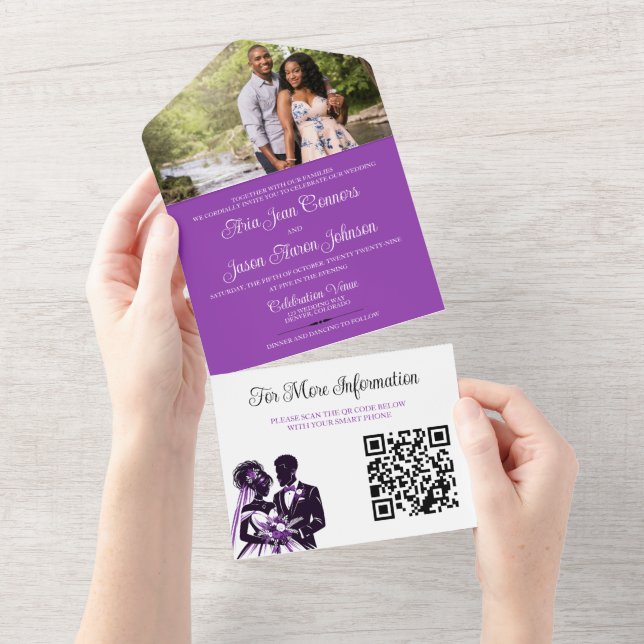 Couple violet tout en une invitation (Déchirure)