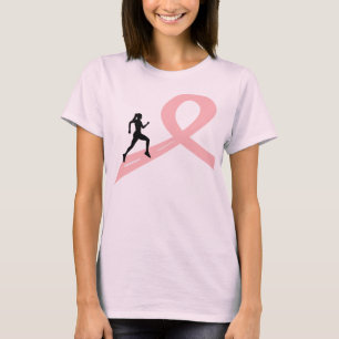 Courir pour une cause - femme en T-shirt rose