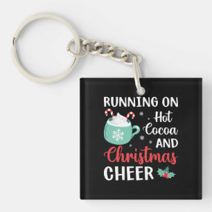 Courir sur le cacao chaud et la fête de Noël