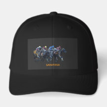 COURSE À SARATOGA SUR LE CASQUETTE