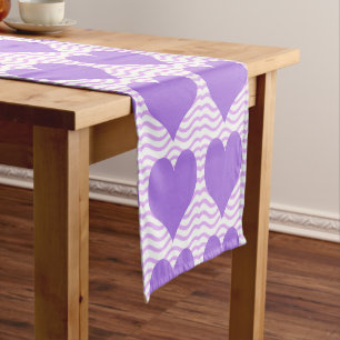 Court Chemin de table Cœurs violets