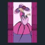 COURTNEY, ART DECO: Pariser Pflaume Poster<br><div class="desc">Courtney ist ein wunderschön detailliertes Remake einer alten Grußkarte. Sie wurde liebevoll mit neuen Details und verbesserten Linien umgestaltet. Sie trägt ein vollrockenes, mehrfarbiges Kleid mit Puffärmeln und einem passenden Hut mit breiter Brille. Der Hut verfügt über eine stilisierte Blume mit einem fabelhaften Stück Art-Déco-Spitze in der Mitte. Diese Komposition...</div>