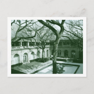 Courtyard in Chicago Postkarte